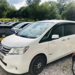 2013 Nissan Serena 1.990L Petrol 7-Seater - Image 6