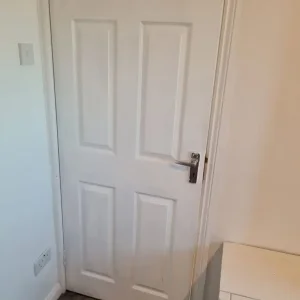 Spacious Single Room in RM6 4AE - Image 3