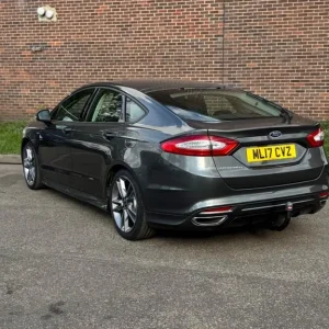 2017 Ford Mondeo 2.0 TDCi ST-Line Powershift Diesel HATCHBACK - Image 4