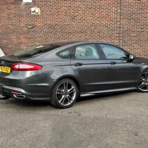 2017 Ford Mondeo 2.0 TDCi ST-Line Powershift Diesel HATCHBACK - Image 6