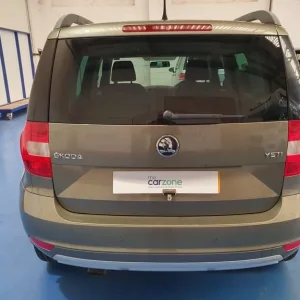 2015 Skoda Yeti 1.2 TSI SE Euro 6 5-door hatchback petrol manual - Image 4