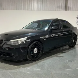 2003 BMW 5 Series 4.4 V8 SE Saloon 4dr Petrol Auto Euro 3 - Image 2