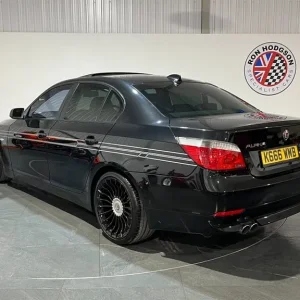 2003 BMW 5 Series 4.4 V8 SE Saloon 4dr Petrol Auto Euro 3 - Image 4