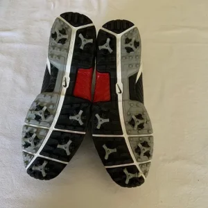 Men’s Nike golf shoes - Image 6
