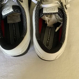 Men’s Nike golf shoes - Image 8
