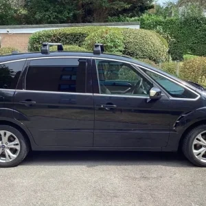 2013 Ford S-Max 2.0L Manual 5-door MPV - Image 3