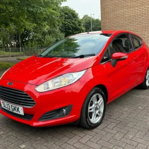 2013 Ford Fiesta 3-door manual hatchback - Image 2