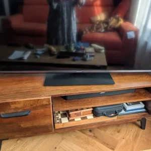 Made com TV Stand - Image 3