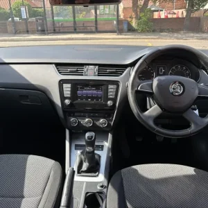 2015 Skoda Octavia 1.6 TDI CR SE 5dr Hatchback Diesel Manual - Image 4