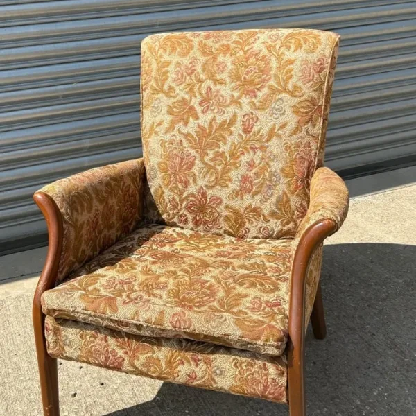 Vintage Parker Knoll 749 Froxfield Armchair – Original Tapestry Fabric