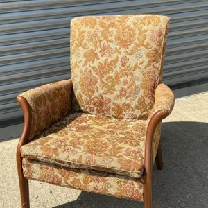 Vintage Parker Knoll 749 Froxfield Armchair – Original Tapestry Fabric