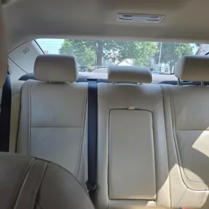 2012 Jaguar XF 2.2d Luxury 4dr Auto Saloon Diesel - Image 8