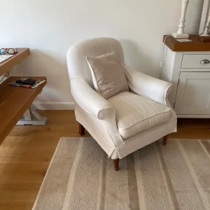 Laura Ashley occasional chair - Image 5