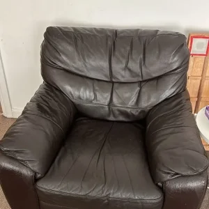 dark brown leather sofa set – 5 seats - Image 3