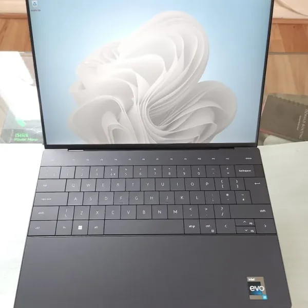 DELL XPS 13 PLUS 9320 13.4" Laptop – i7 13th Gen, 16GB RAM, 512GB SSD