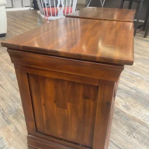 Walnut bedroom set - Image 5