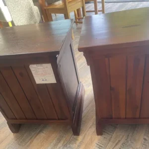 Walnut bedroom set - Image 6