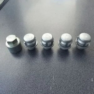 Range Rover L405 locking wheel nuts
