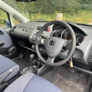 2003 Honda Jazz 1.4i-DSi SE 5-door hatchback - Image 4