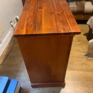 Lovely chest of drawers