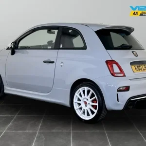 2020 Abarth 595 1.4 T-Jet Esseessé 3DR with Parking Sensors and Bluetooth - Image 8