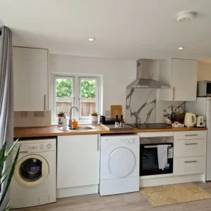 1 bedroom Garden House - Image 3