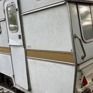 Avondale caravan - Image 4