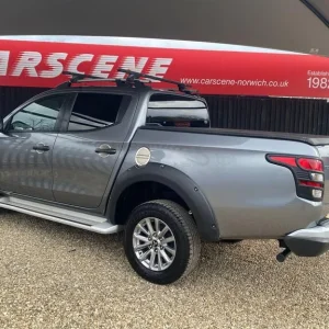 2017 Mitsubishi L200 2.4 Diesel 4x4 with Black Leather and Heated Seats - Image 7