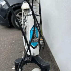 Raleigh Velo Trail Low-step Electric Bike - Image 4