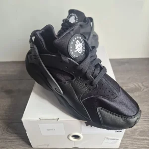 Nike Huarache 6.5 UK - Image 4