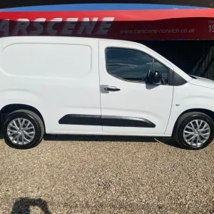 2020 Citroen Berlingo 1.5 BlueHDi 1000 Enterprise M SWB Euro 6 (s/s) 5dr Panel Van Diesel Manual - Image 2
