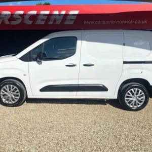 2020 Citroen Berlingo 1.5 BlueHDi 1000 Enterprise M SWB Euro 6 (s/s) 5dr Panel Van Diesel Manual - Image 6