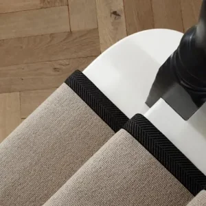Carpet and laminate flooring - Image 7