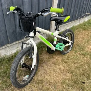 Carrera Cosmos 14 inch bike