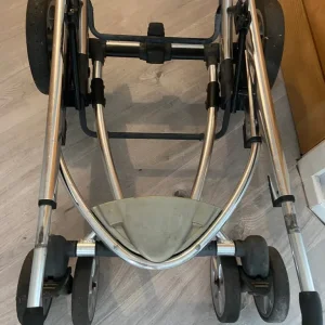 I’coo pushchair 3 in 1 - Image 8