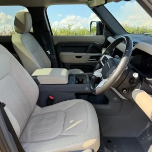 2020 Land Rover Defender 110 First Edition SD4 7-seat SUV Diesel Automatic - Image 7