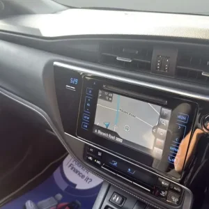 2018 Toyota Auris 1.8 VVT-h Hybrid Hatchback - Image 4
