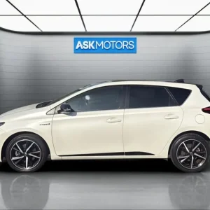 2018 Toyota Auris 1.8 VVT-h Hybrid Hatchback - Image 6