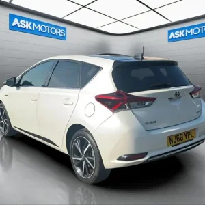 2018 Toyota Auris 1.8 VVT-h Hybrid Hatchback - Image 7