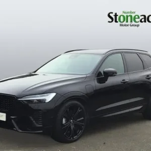 2025 Volvo XC60 Black Edition Ultra, T8 AWD Plug-in Hybrid, Estate - Image 2