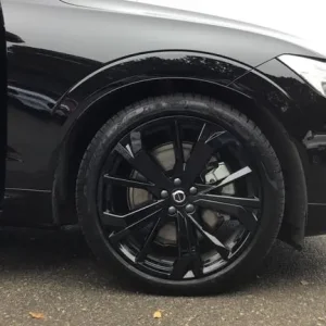 2025 Volvo XC60 Black Edition Ultra, T8 AWD Plug-in Hybrid, Estate - Image 6