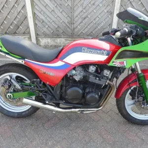Kawasaki GPZ 750 Unitrack A Reg - Image 2