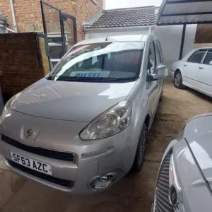 PEUGEOT PARTNER TEPEE 1.6 HDi S 2013 - Image 3