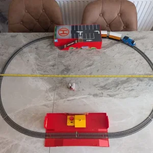 Hornby Thomas the Tank Engine train set - Image 6