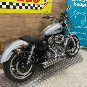 Harley-Davidson 883 Low 2020 - Image 3