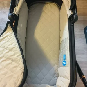 Venicci pram - Image 3