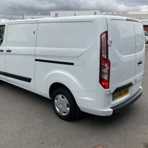 2018 Ford Transit Custom 2.0 EcoBlue 105ps Low Roof Trend Van Panel Van Diesel Manual - Image 6