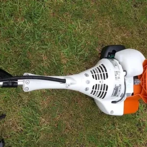 STIHL FS55 PETROL STRIMMER / BRUSHCUTTER - Image 4