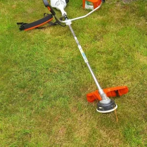STIHL FS55 PETROL STRIMMER / BRUSHCUTTER