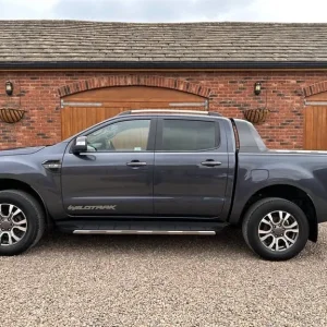 2018 Ford Ranger 3.2 TDCi Wildtrak 4WD Euro 5 (s/s) 4dr Pick Up Diesel Manual - Image 5